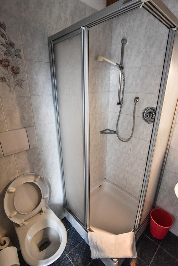 Albergo Somont Ortisei Quarto foto